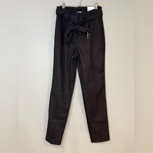 NWT Express ankle high-rise dark red and black plaid slacks with bow tie belt